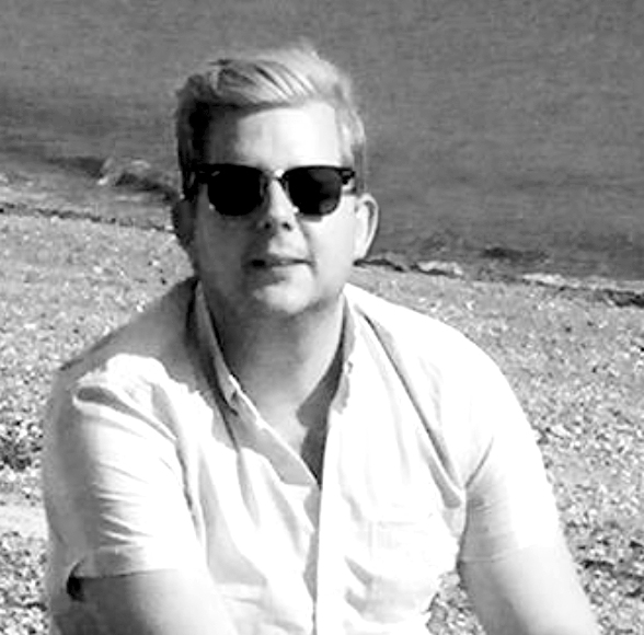 Simon Hilton Close up